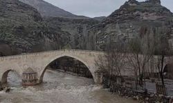 Çermik'te yoğun yağışlarla birlikte akarsu debileri yükseldi