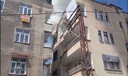 Diyarbakır’da 3 katlı apartmanda yangın