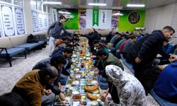 HAKSİAD Van Şubesi üniversite öğrencileriyle iftar yaptı