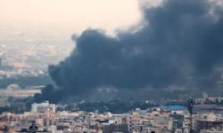 İran Kızılayı: 70 binden fazla sivil bina zarar gördü