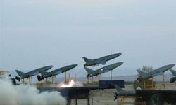 İran ordusu, işgal rejiminde yakıt ikmali yapan uçakların havalimanını hedef aldı