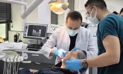 Kırmızıgül: Diş kaybı sonrası implant gecikirse tedavi zorlaşıyor