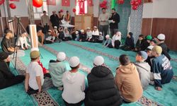 Ramazan'da düzenli camiye giden çocuklar ödüllendirildi