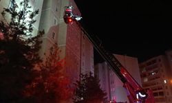 Şanlıurfa’da elektrik panosu patladı, duman binayı sardı