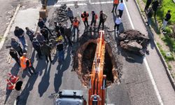 Diyarbakır'da yol çöktü, facianın eşiğinden dönüldü