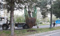 Diyarbakır'da tartışmalı proje: Ağaç sökümüne tepki büyüyor