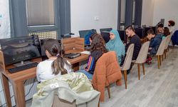 Diyarbakır'da görme engelliler için sesli kütüphane açıldı