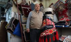 45 yıllık semerci ustası mesleğini yaşatmaya çalışıyor