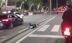 Komşuda domuz dehşeti: Yayaya çarpıp yaraladı, trafiğin altını üstüne getirdi