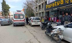 Motosikletin çarptığı yaya yaralandı