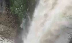 Yoğun yağışlar, Diyarbakır'daki Şeyhandede Şelalesinin debisini arttırdı