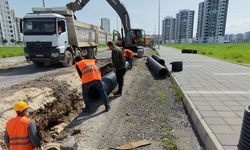 Diyarbakır'da yağmur suyu hattı çalışmaları sürüyor