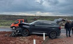 Diyarbakır-Şanlıurfa karayolunda iki otomobil çarpıştı: 8 yaralı