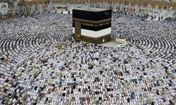 Hac öncesi Mekke’ye girişler izne bağlandı