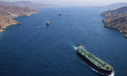 Hürmüz gerilimi petrol piyasasını vuruyor