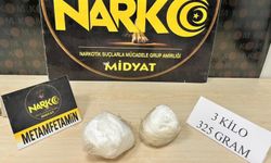 Mardin'de araç içinde 3 kilogram metamfetamin ele geçirildi