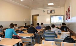 Şiddete yönelme riski hangi gençlerde görülüyor?