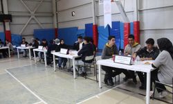 Temel Dini Bilgiler Yarışmasında birinci Bismil Fen Lisesi