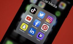 Starmer: Sosyal medyanın bağımlılık oluşturan kaydırma sistemleri kaldırılmalı