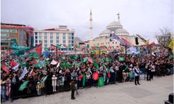 Van’da Mevlid-i Nebi coşkusu fotoğraf karelerine yansıdı