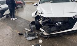 Adıyaman’da iki otomobil çarpıştı: 1 yaralı
