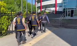 Çaldıkları paraları bakın nerede kullanmışlar!