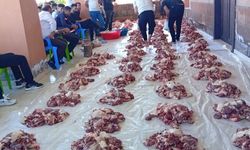 Mardin'de kesilen 1 ton kurban eti, 100 aileye dağıtıldı