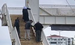 Diyarbakır’daki üstgeçitler, yaşlı ve engelliler için engel oluşturuyor