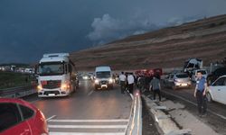 Cizre'de peş peşe kazalar: Halk karayolunu ulaşıma kapattı