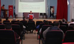 Dicle'de çiftçiler kırsal kalkınma yatırımlarının desteklemeleri hakkında bilgilendirildi