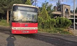 Diyarbakır'da halk otobüsünün freni patladı