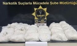 Mersin'de 27 kilo metamfetamin ele geçirildi: 2 tutuklama
