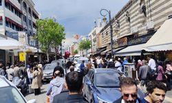 Diyarbakır'ın tarihi Sur ilçesinde insan seli