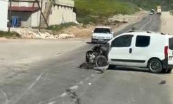 Siirt'te iki hafif ticari araç çarpıştı