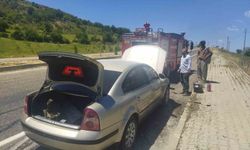 Adıyaman'da seyir halindeki otomobil alev aldı