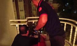 Batman'da korkuluğa kafası sıkışan kızı itfaiye kurtardı