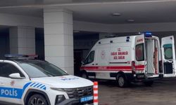Karne günü bıçaklanan 10'uncu sınıf öğrencisi hayatını kaybetti