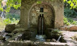 Diyarbakır'da tarihi çeşme harabeye döndü