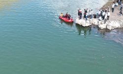 Botan Çayı'nda kaybolan gencin cansız bedenine ulaşıldı; İsmi belli oldu