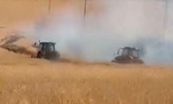 Diyarbakır'da buğday tarlasında yangın! Köylülerin müdahalesi faciayı önledi