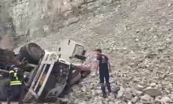 Erzurum’da feci kaza: Freni patlayan tırdan atlayan sürücü öldü, 2 kişi yaralandı