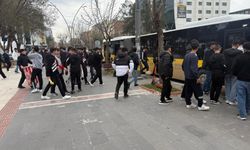 Batman Belediyesi’nden kültürel etkinliklere ulaşım desteği