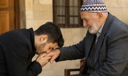 Kalabalıklar içinde yalnızlık: Türkiye'de yaşlıların sosyal hayat mücadelesi
