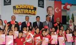 Mardin'de 235 bin öğrenci karnesine kavuştu