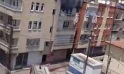 Diyarbakır'da apartman dairesinde yangın: Ev kullanılamaz hale geldi