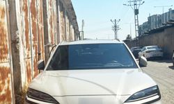 Şanlıurfa’da kaçak elektrikle araç şarjı tespit edildi