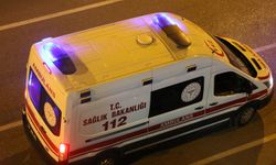 Şanlıurfa’da motosiklet kuaför dükkânına girdi