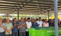 Sınava giderken kazada ölen genç toprağa verildi