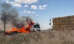 Şanlıurfa'da balya yüklü tırda yangın