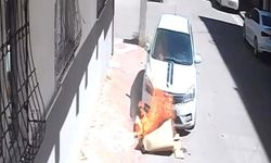 Batman'da çocukların yaktığı karton otomobili tutuşturdu